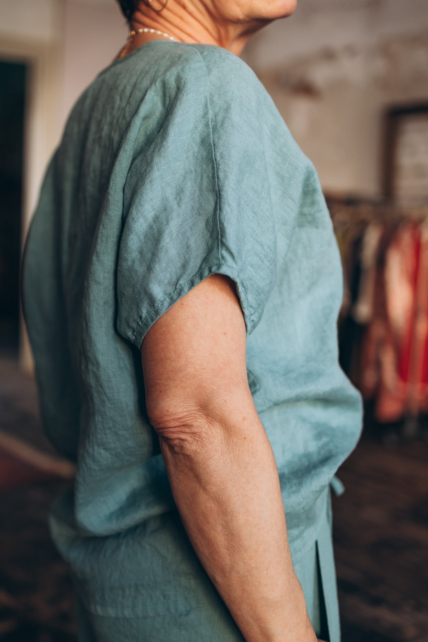 Linen V-neck Top "Lilly"
