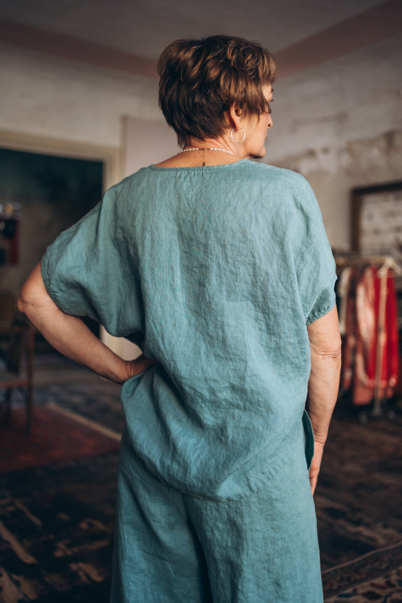 Linen V-neck Top "Lilly"