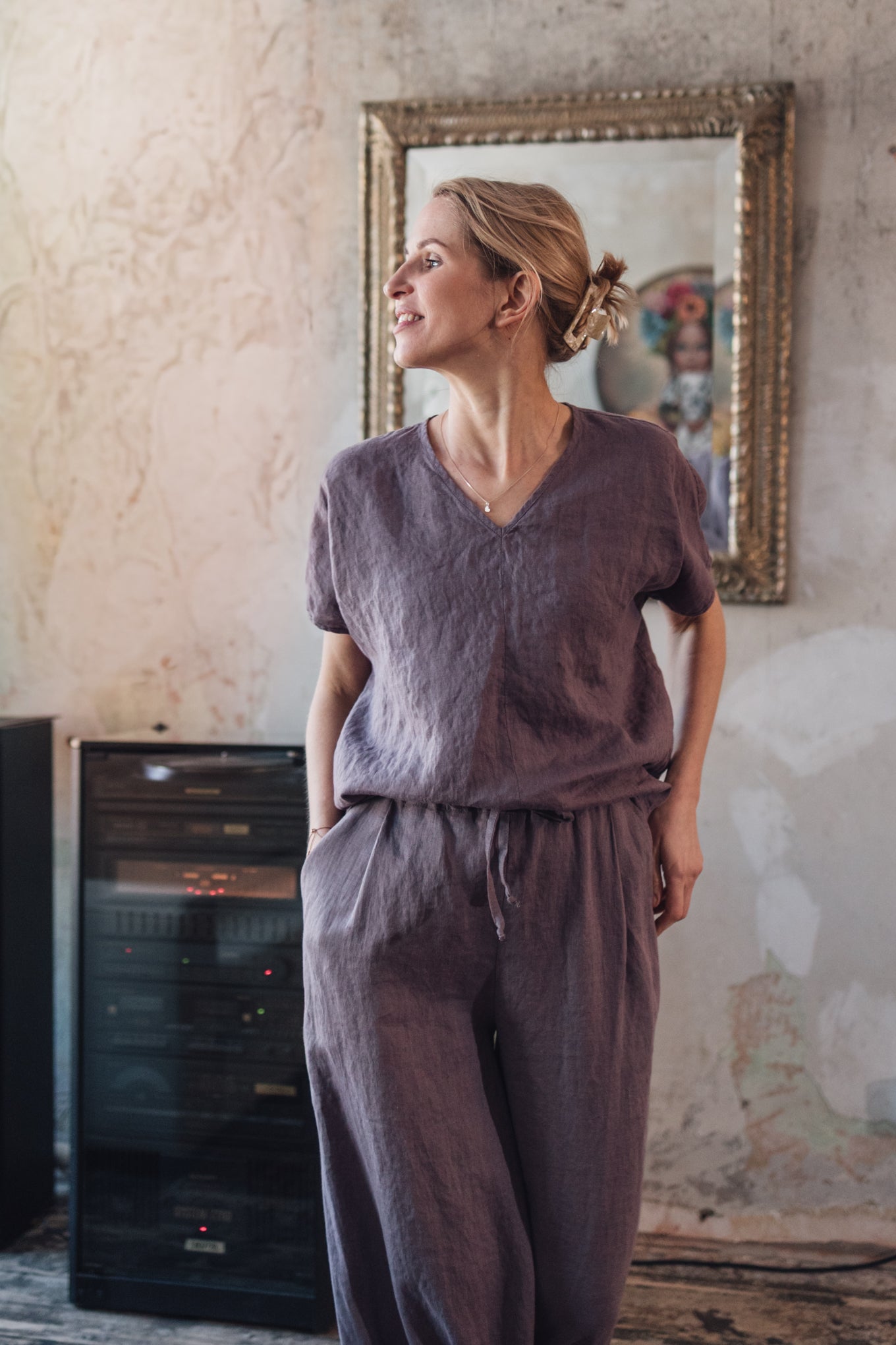 Linen V-neck Top "Lilly"