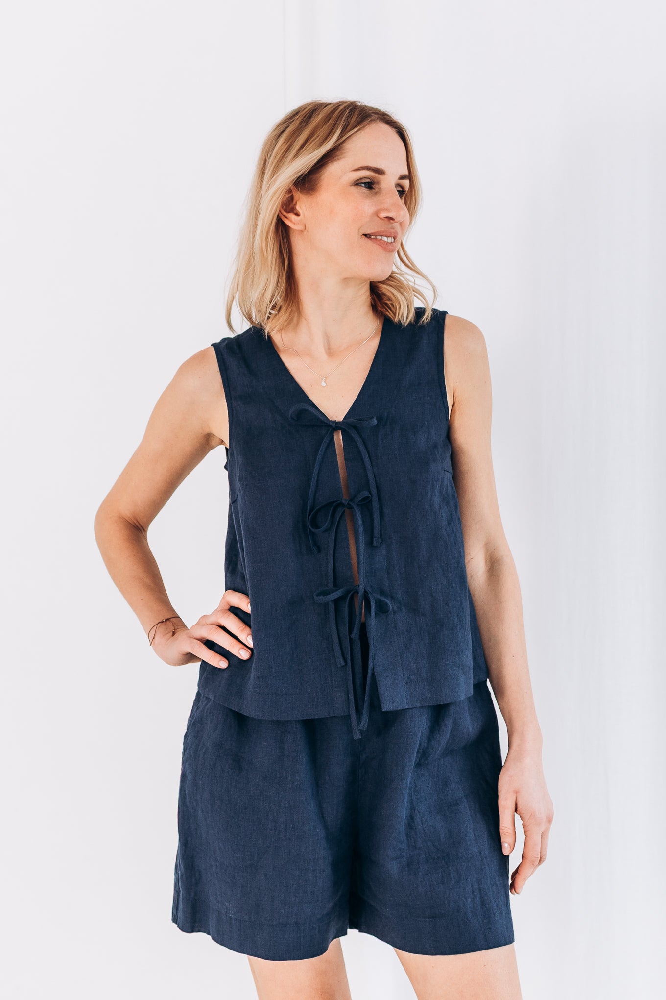 Sleeveless Linen Top "Luise"