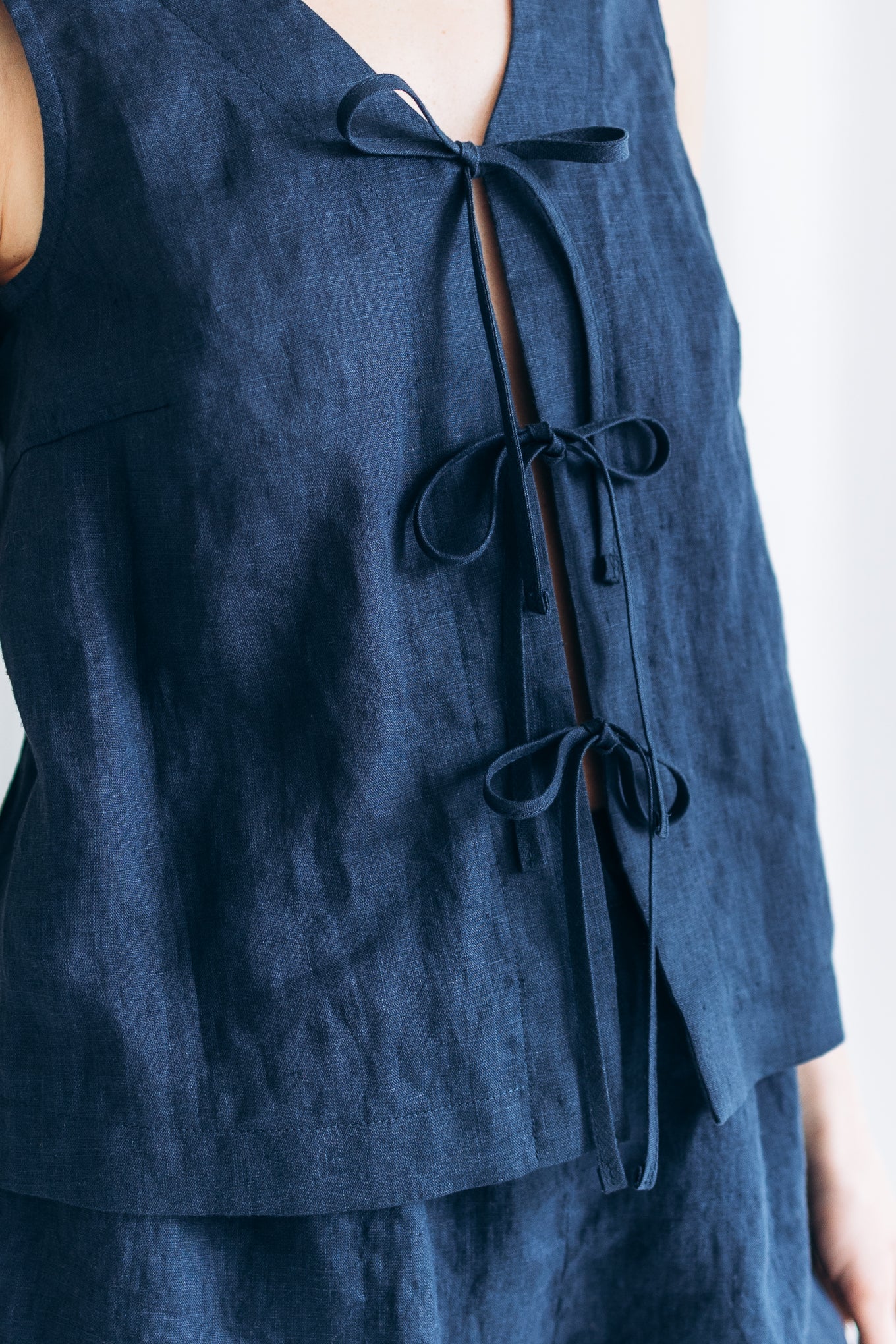 Sleeveless Linen Top "Luise"