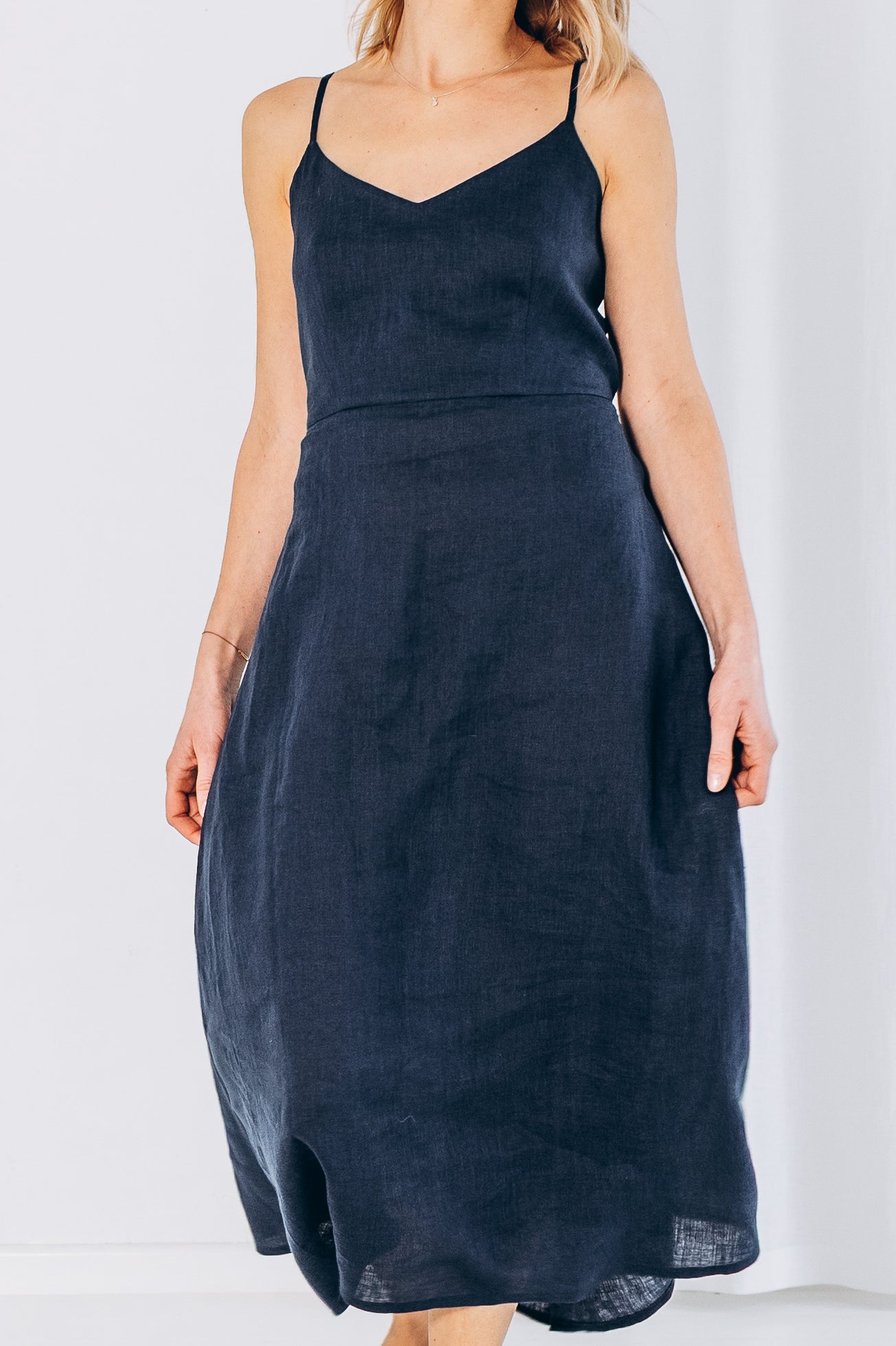 Sommerlicher Kleid aus Leinen "Liga"